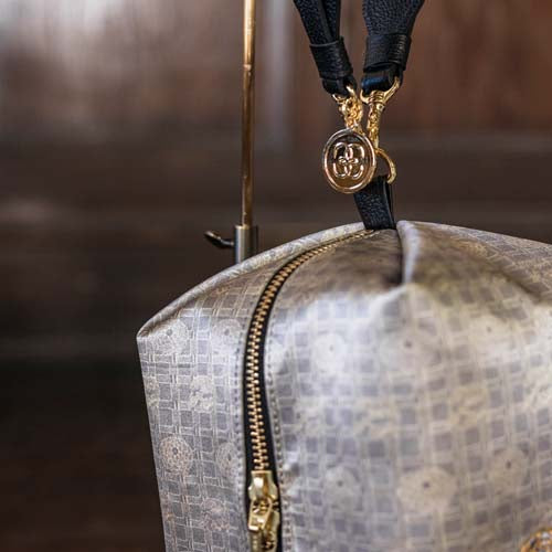 TEMARI Handbag with Embroidery and Silk - Chrysanthemum
