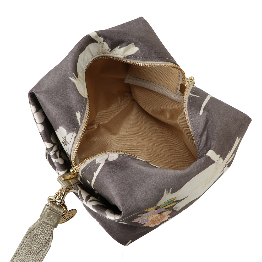 Embroidered Silk Handbag TEMARI Sakura