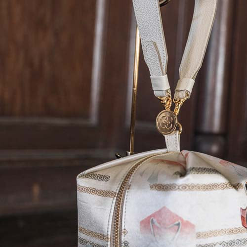 刺繍とシルクのハンドバッグ TEMARI 鶴