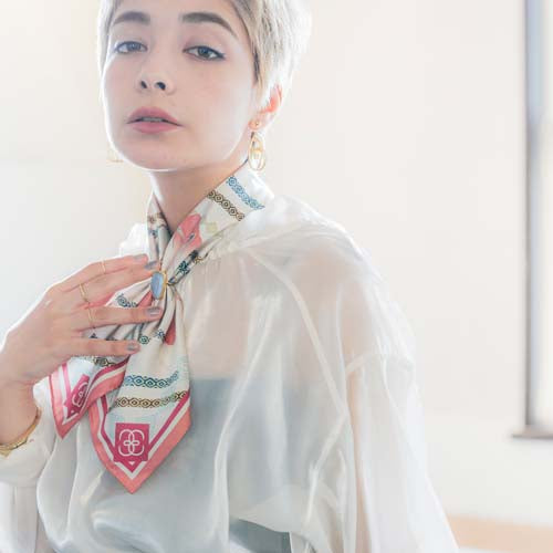 シルクのミニスカーフ 鶴